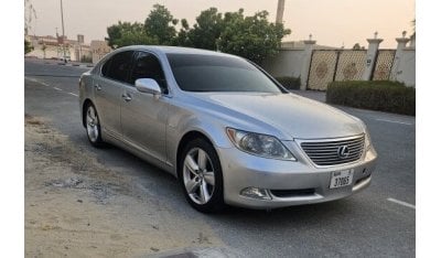 Lexus LS460