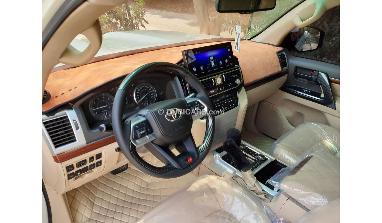 Toyota Land Cruiser GXR V8 upgrade 2022