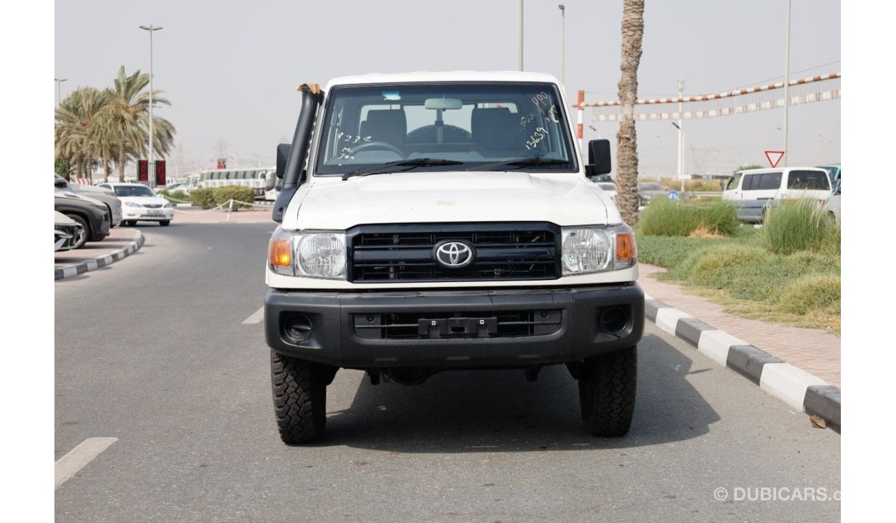 تويوتا لاند كروزر بيك آب TOYOTA LANDCRUISER 79 4.2L DIESEL 4WD DC STD MANUAL