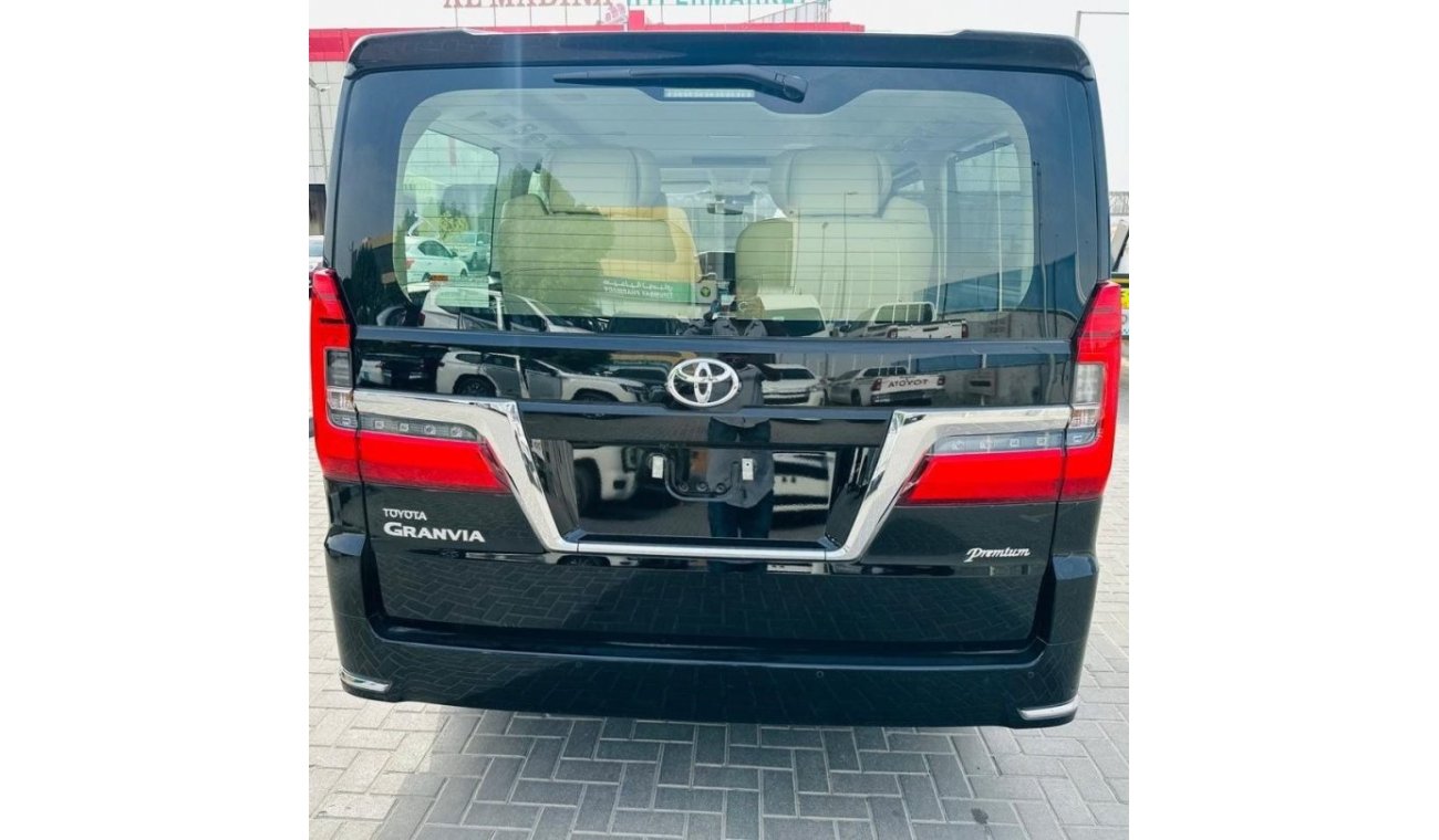 تويوتا جرافينا Granvia Premium / RADAR / Power Rear Door