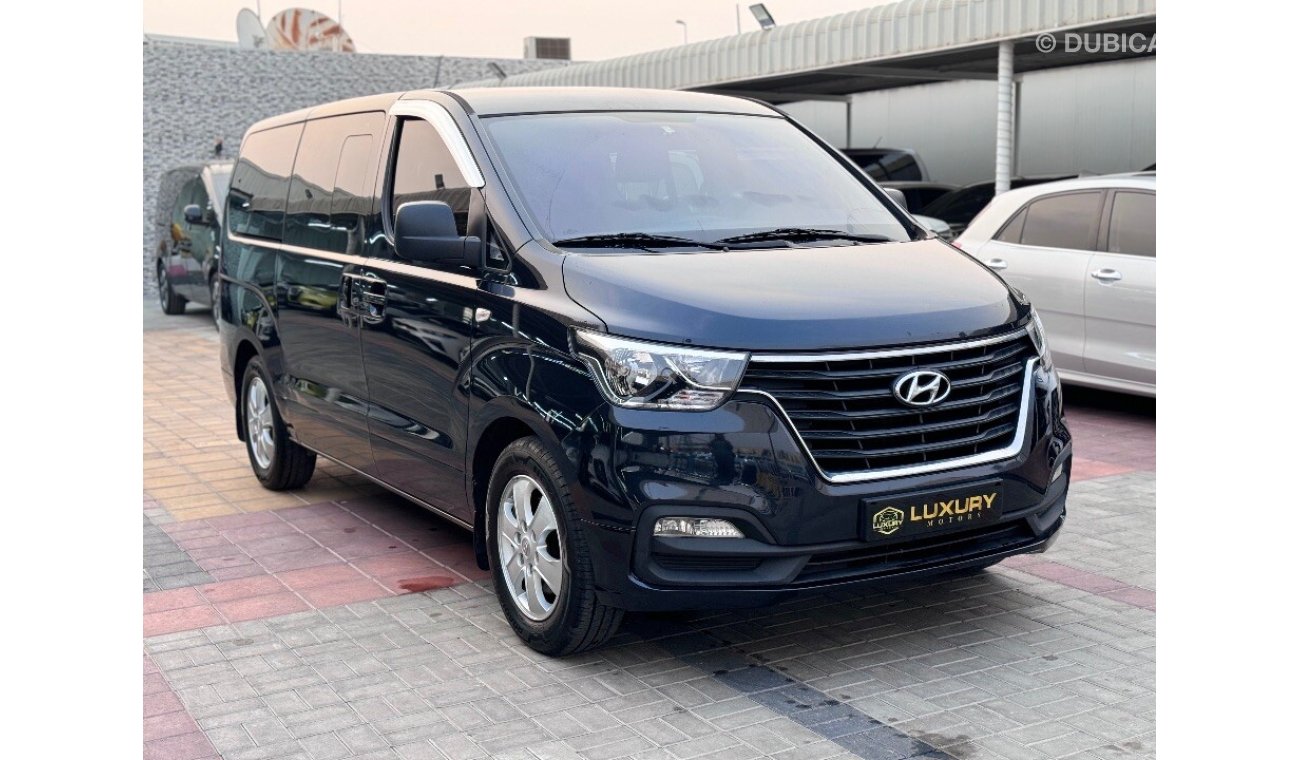 Hyundai H1 Starex