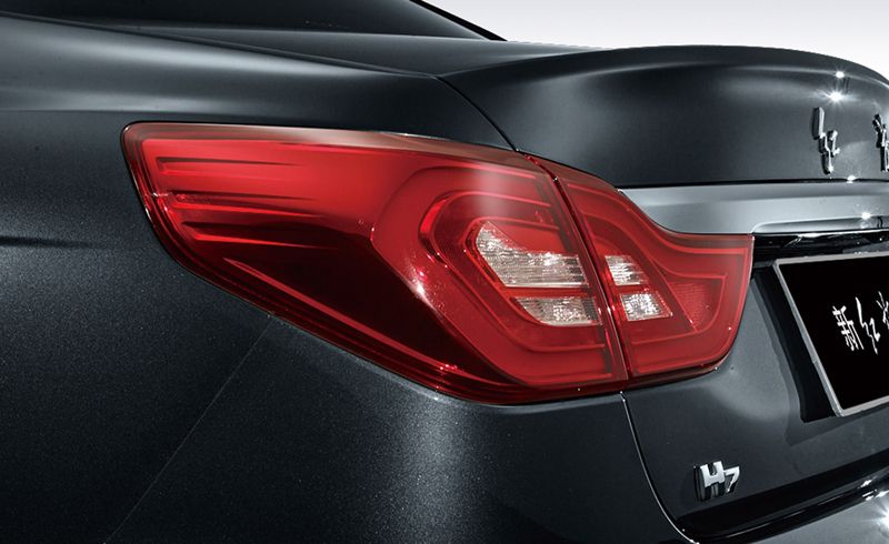 HONGQI H7 exterior - Tail Light