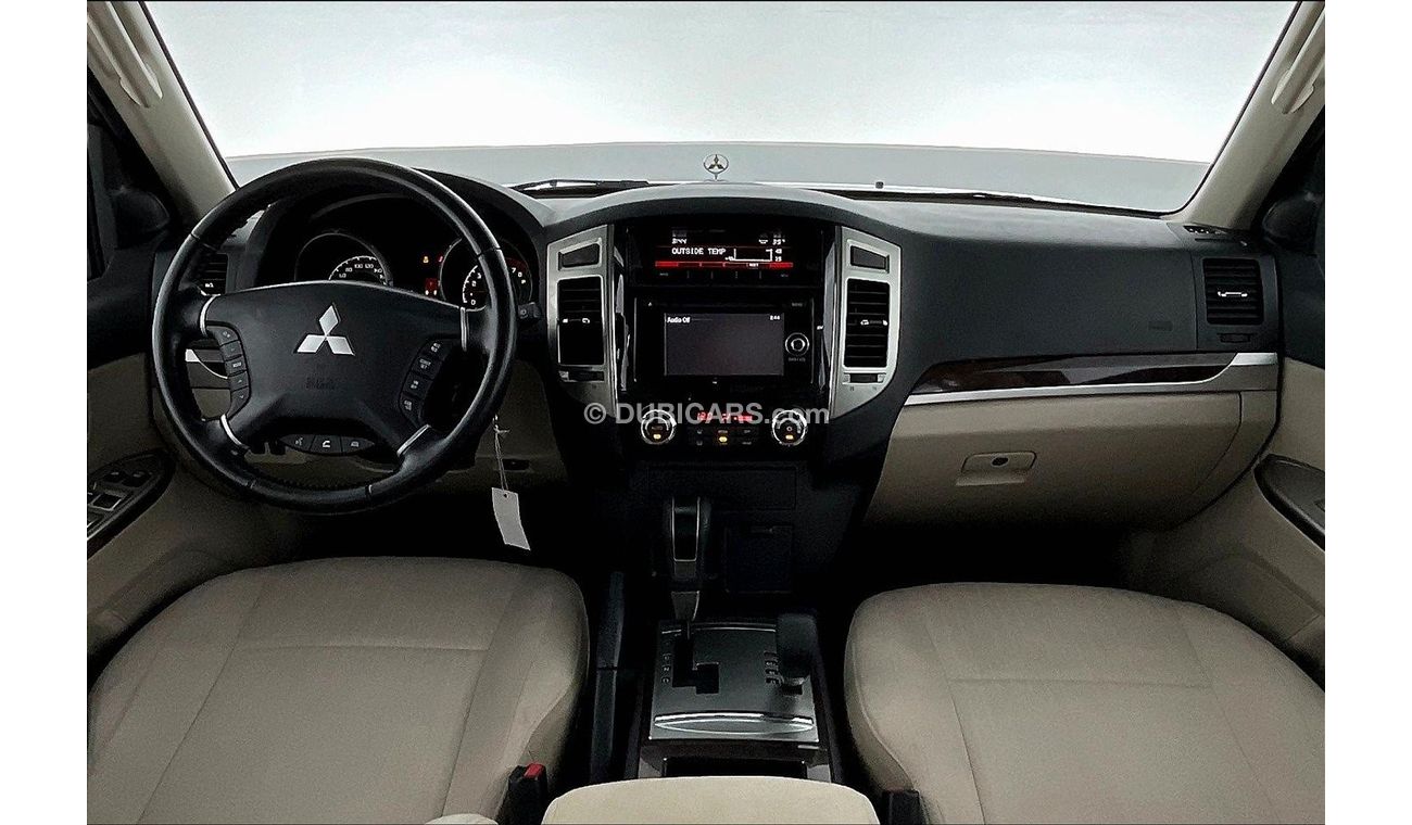 Mitsubishi Pajero GLS Midline w/sunroof