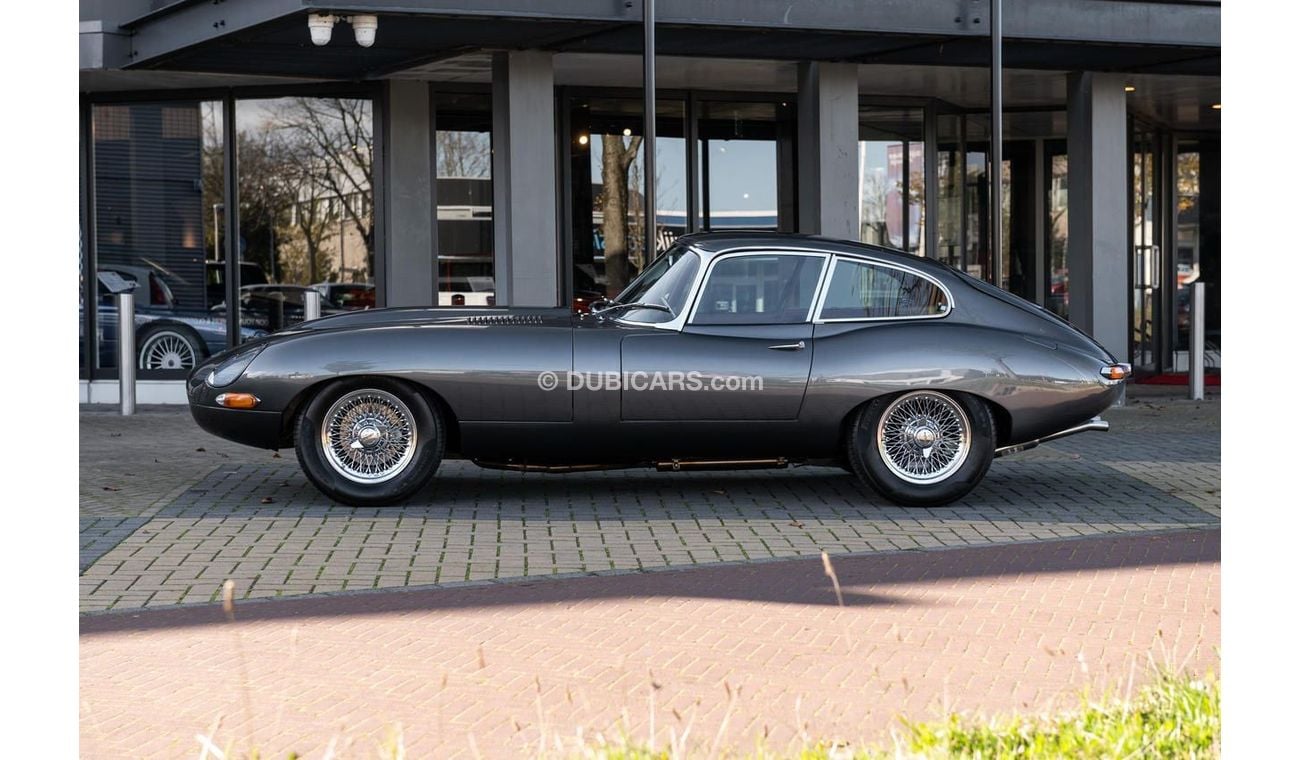 جاكوار E Type