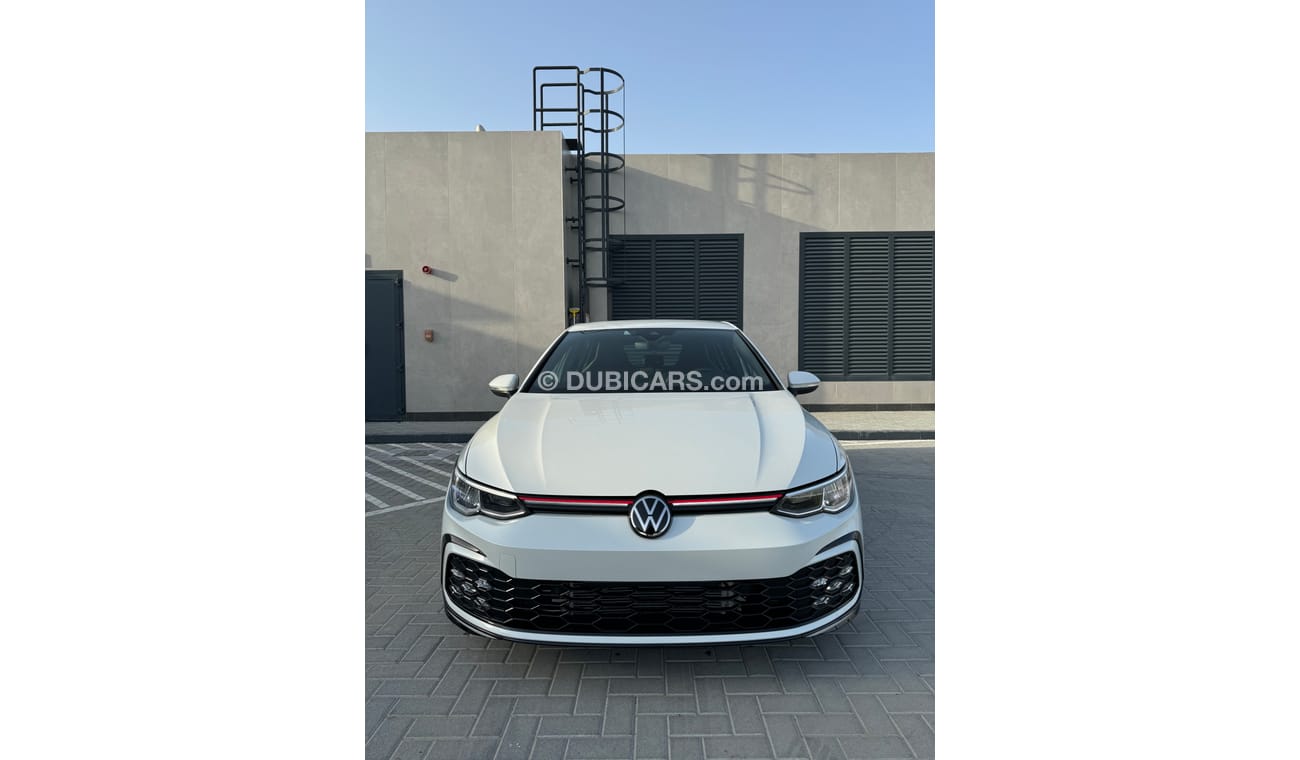 فولكس واجن جولف GTI