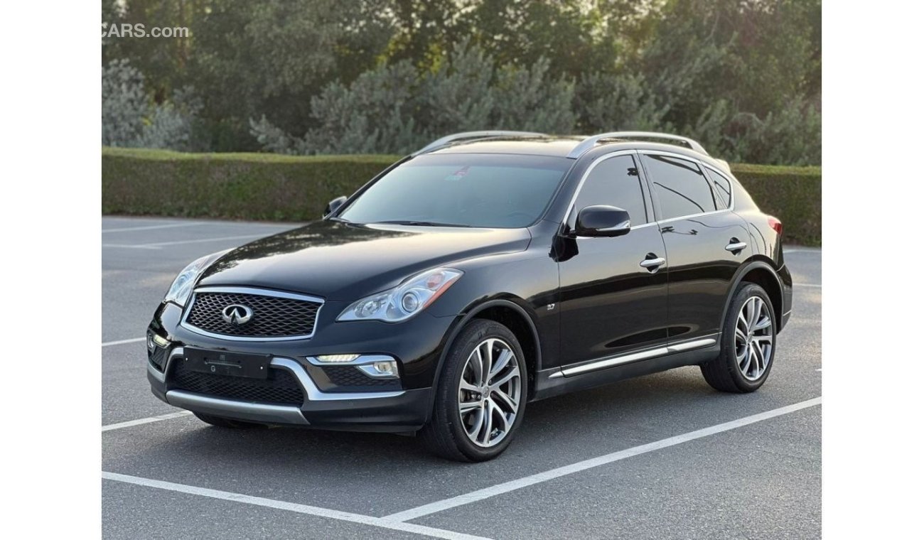 إنفينيتي QX50 لاكجري