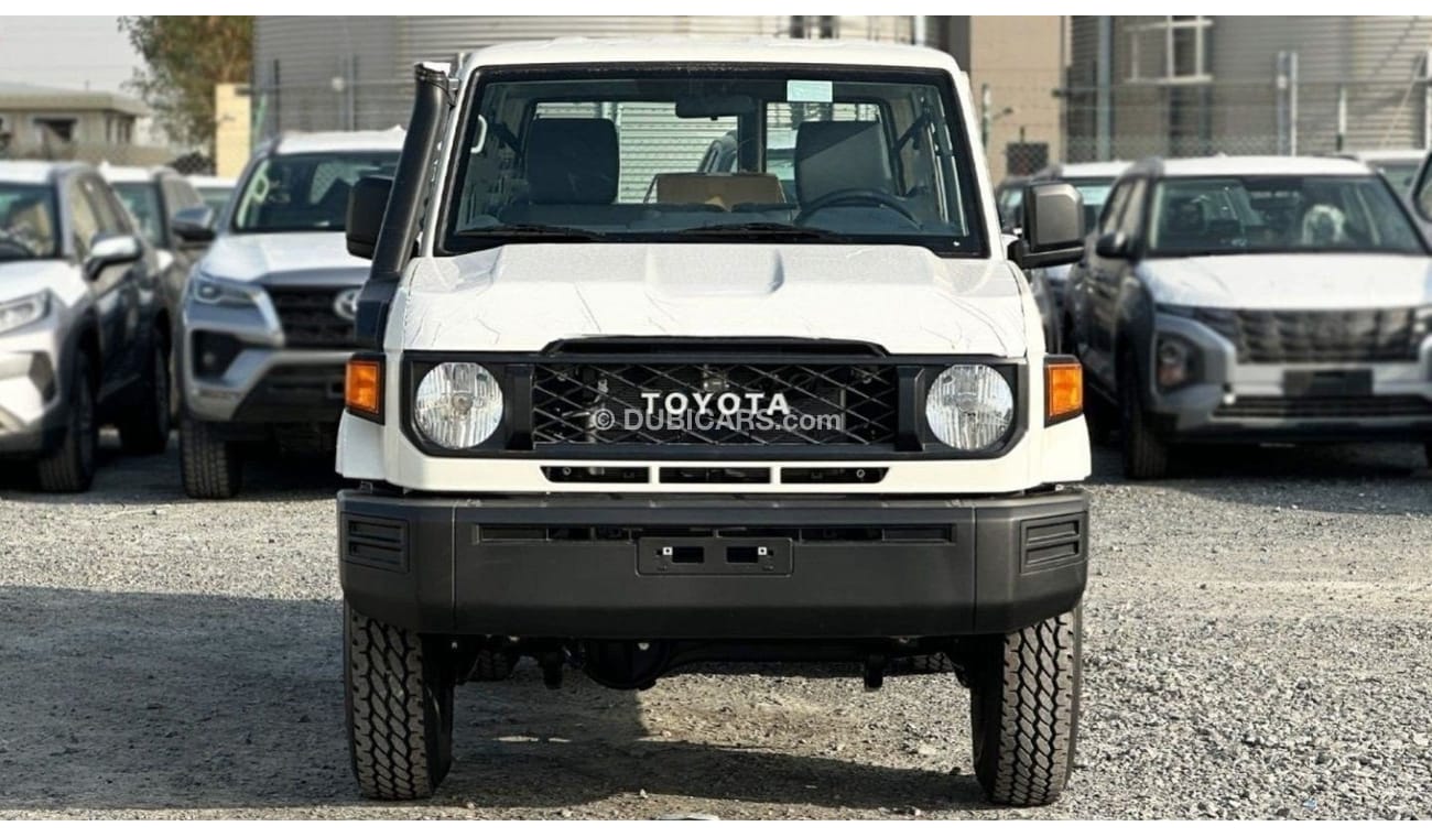 تويوتا لاند كروزر هارد توب LAND CRUISER HARD TOP LC76 DIESEL 4.2L diesel V6 MY2024