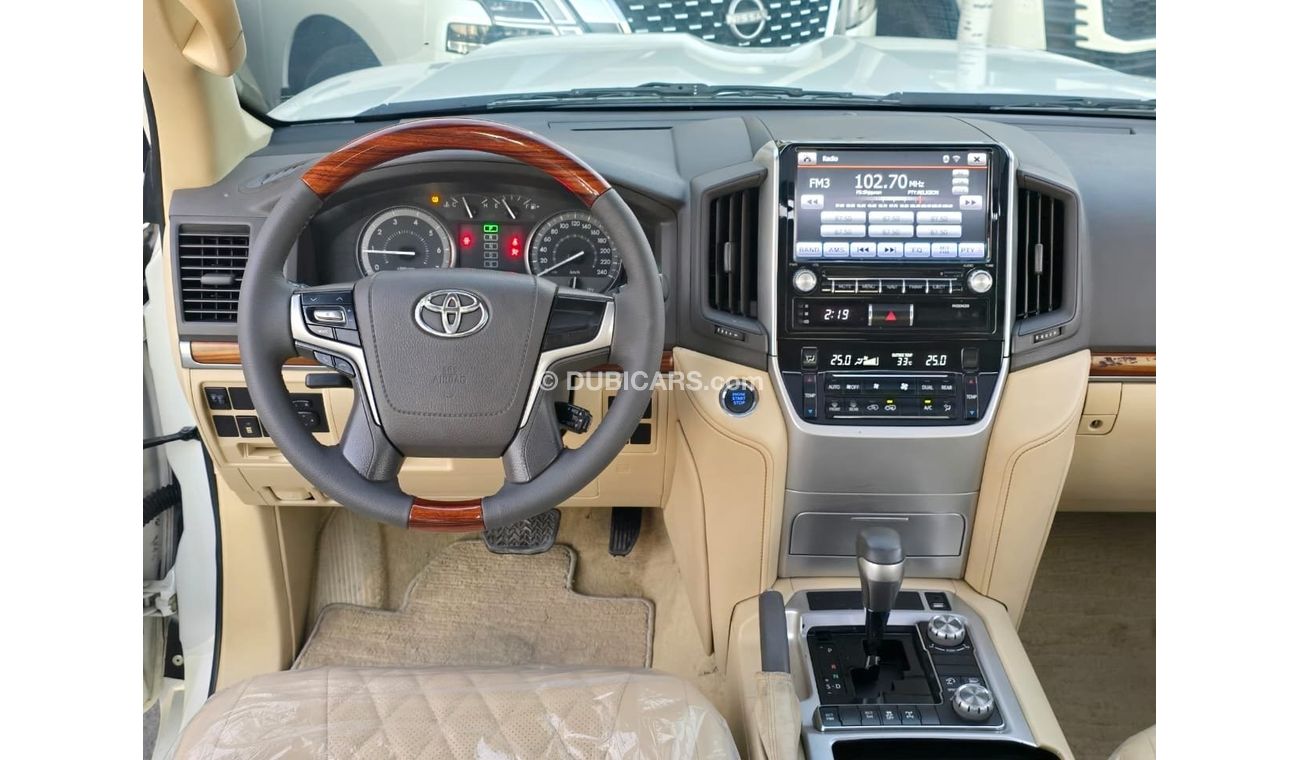 Toyota Land Cruiser GXR 4.6L