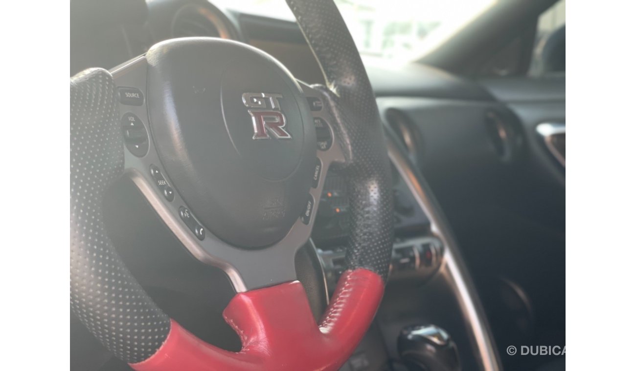 Nissan GT-R Nissan GTR 2009 good condition