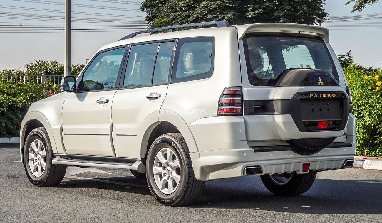 Mitsubishi Pajero GLS V6