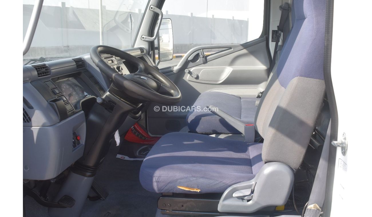 Mitsubishi Canter MITSUBISHI CANTER 2016 4by4