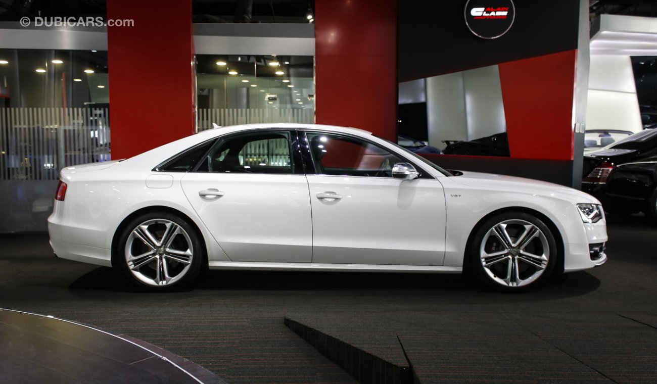 Audi S8 V8T