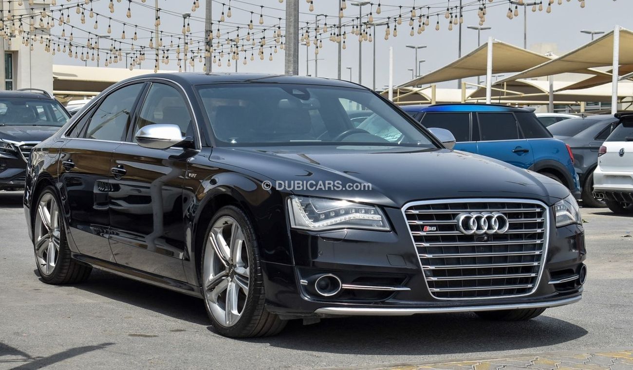 Audi S8 TFSI quattro Top