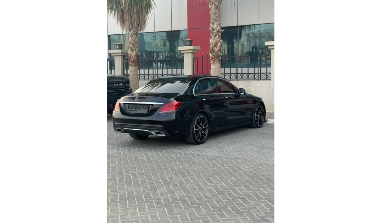 Mercedes-Benz C200 Premium