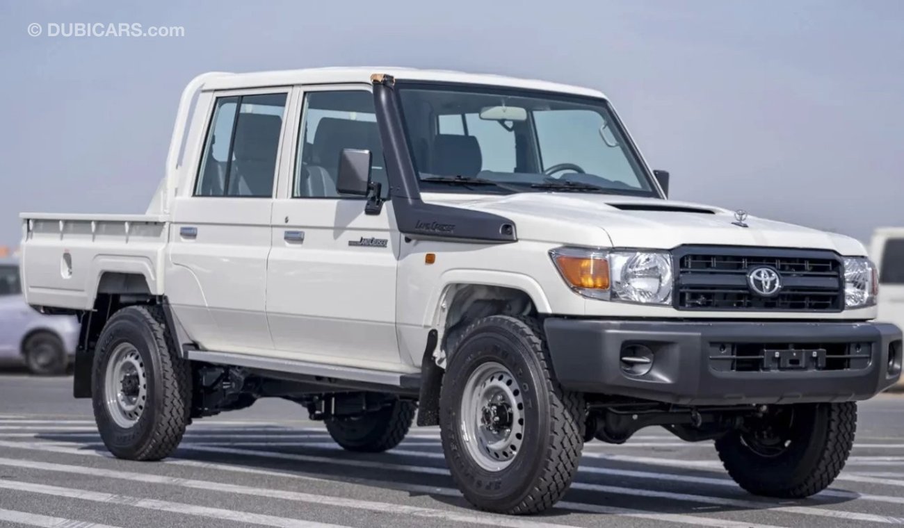 تويوتا لاند كروزر بيك آب TOYOTA LAND CRUISER LC79DC 4.5 DIESEL MT MY2023 – WHITE