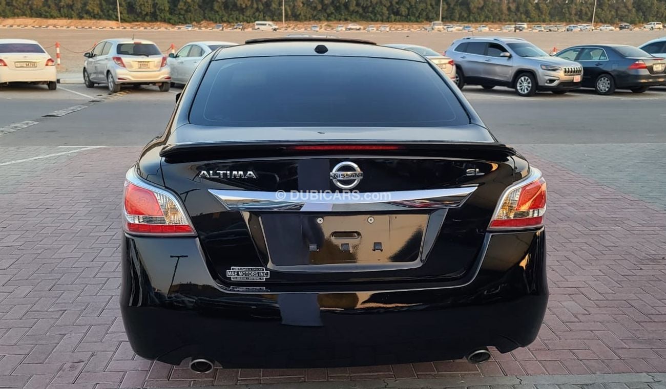 Nissan Altima