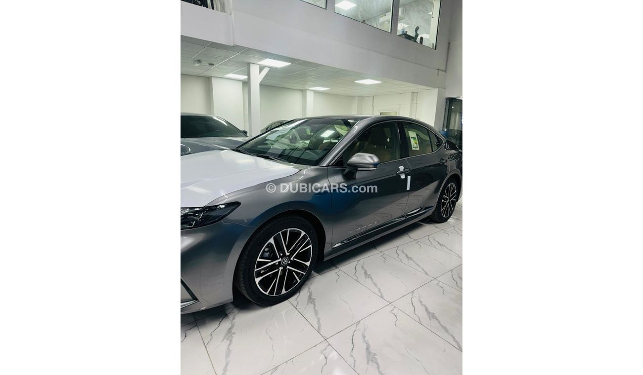 New Toyota Camry XLE 2.5L 2025 for sale in Dubai 818028