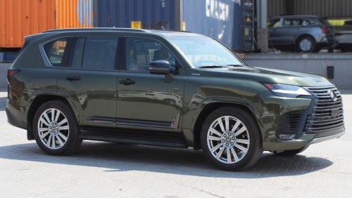 Lexus LX600 3.5L V6 TWIN-TURBO PETROL VIP KURO EDITION