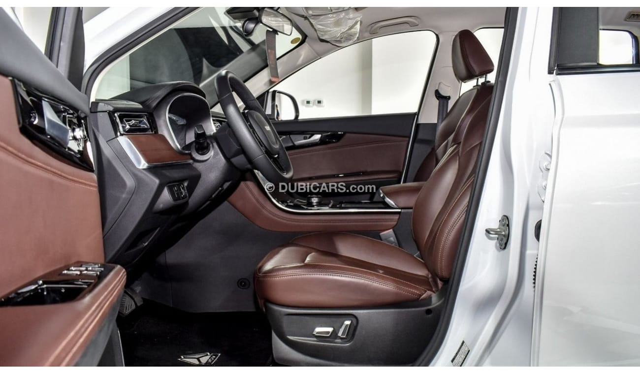 VGV U75 Plus 2.0T Luxury Leather 8AT Sinotruk SUV