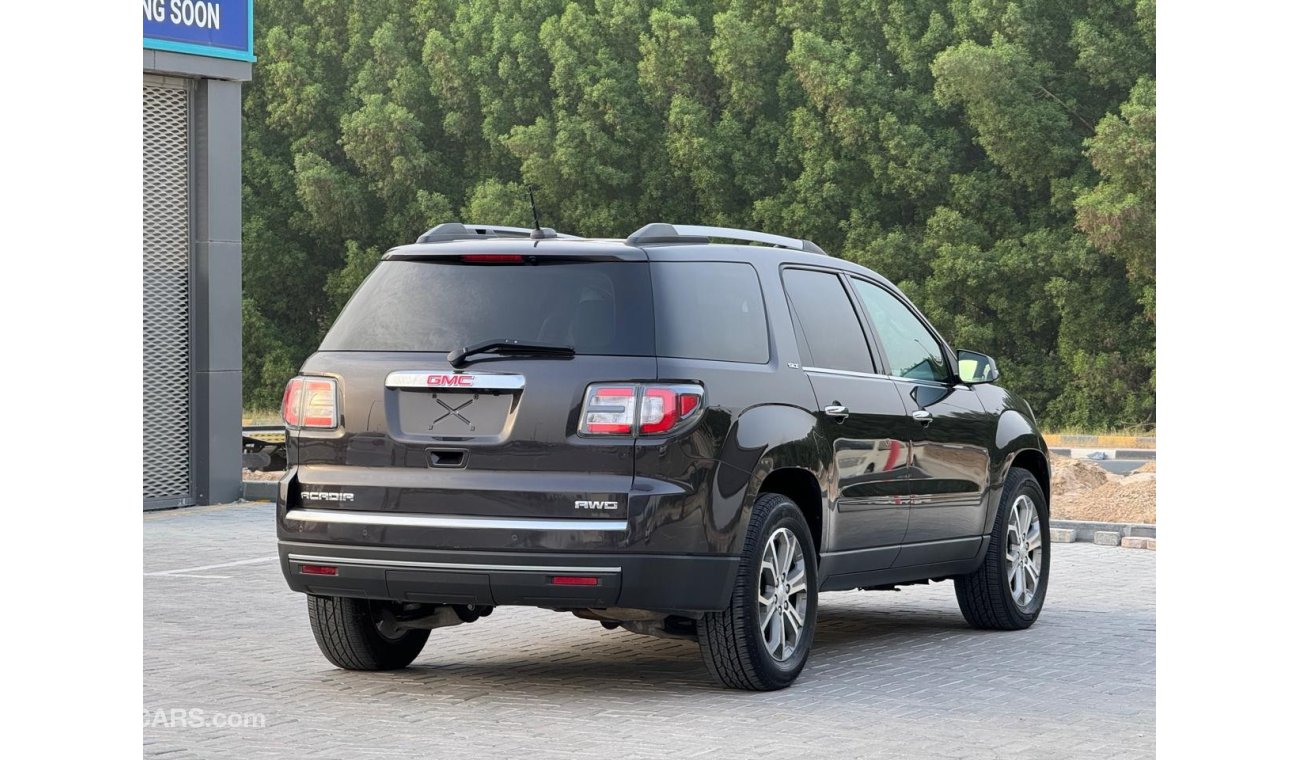 GMC Acadia SLT GMC ACADIA 2016 MODEL GCC