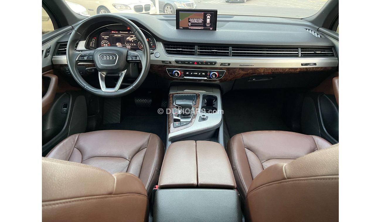 أودي Q7 45 TFSI quattro 45 Audi Q7 TFSI QUATTRO 45 SLINE_Gcc_2016_Excellent_Condition _Full option