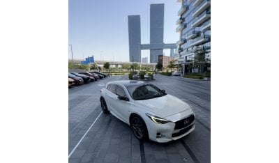 Infiniti Q30 Sport