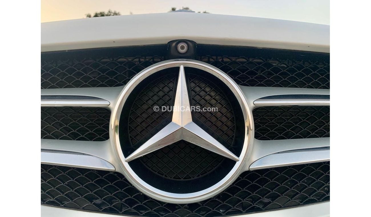 Mercedes-Benz C 300 Mercedes C300 clean title , Top Option ، Canadian Specs.