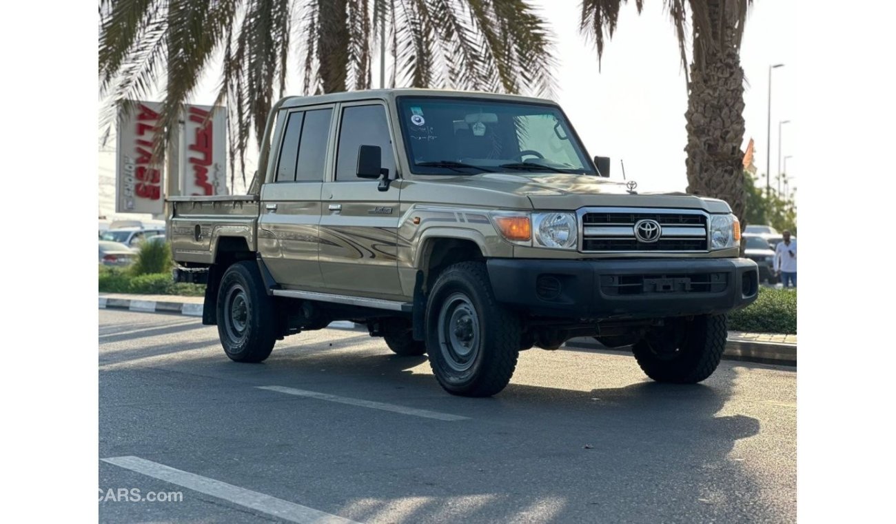 Toyota Land Cruiser Pick Up DOUBLE CABIN PICKUP | LHD | 4.0L PETROL ENGINE | 2013 | 4 X 4