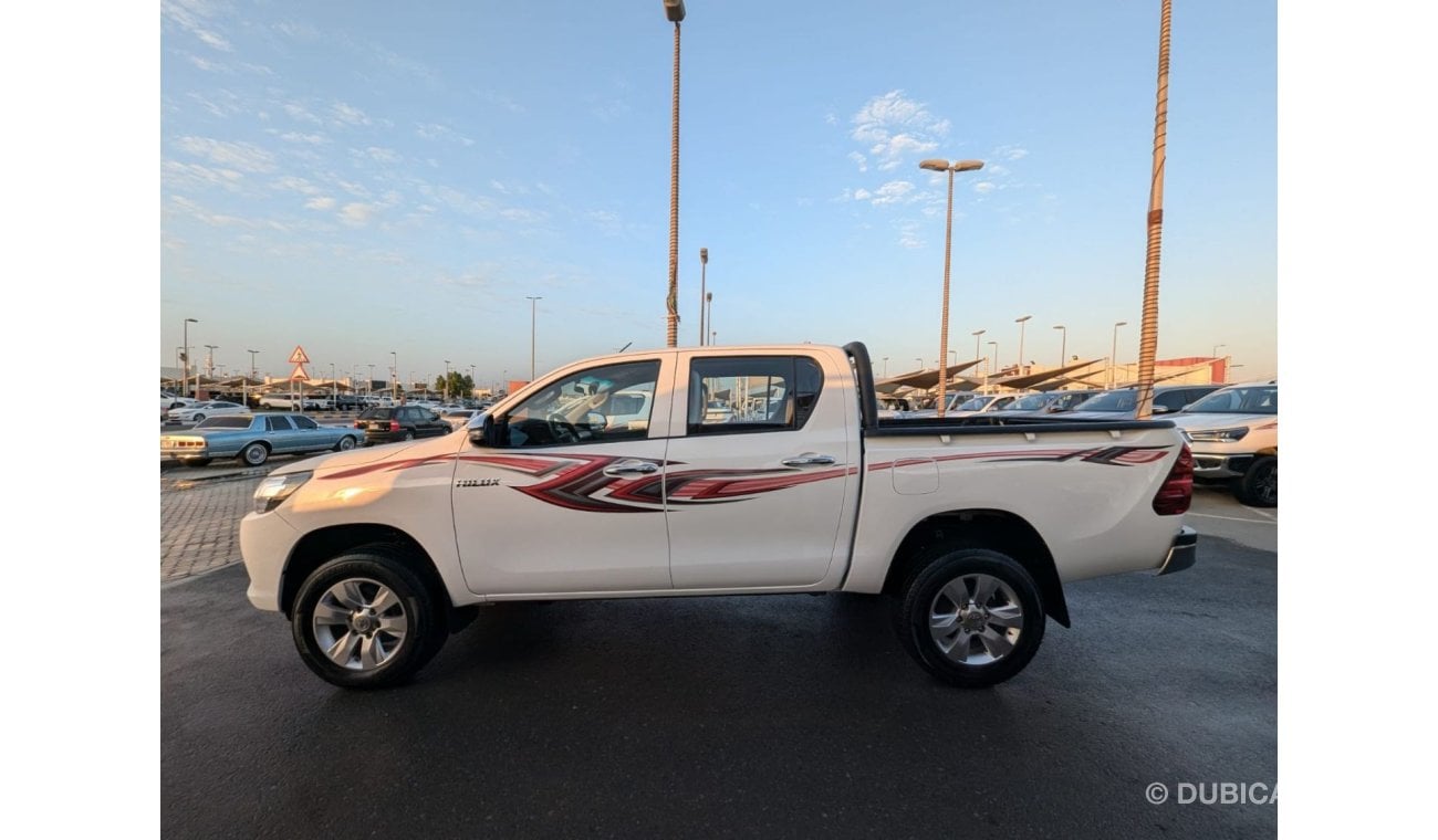 تويوتا هيلوكس 2023 Toyota Hilux  DLS 2.4L 4 cylinder - Manual . Diesel . Four Wheel Drive . clean car very good co