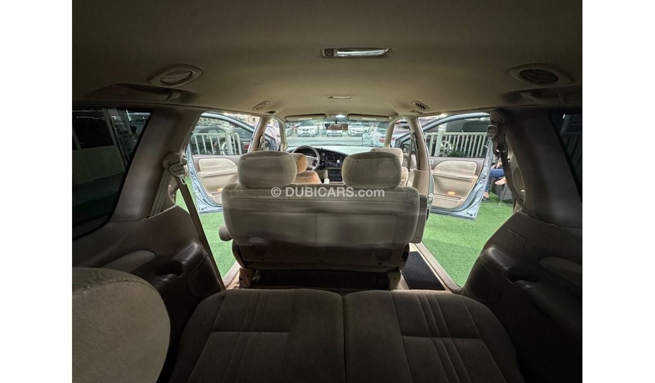 تويوتا سيينا Toyota Sienna 1999 with 3.0L engine in good condition running ready for use seven-seater