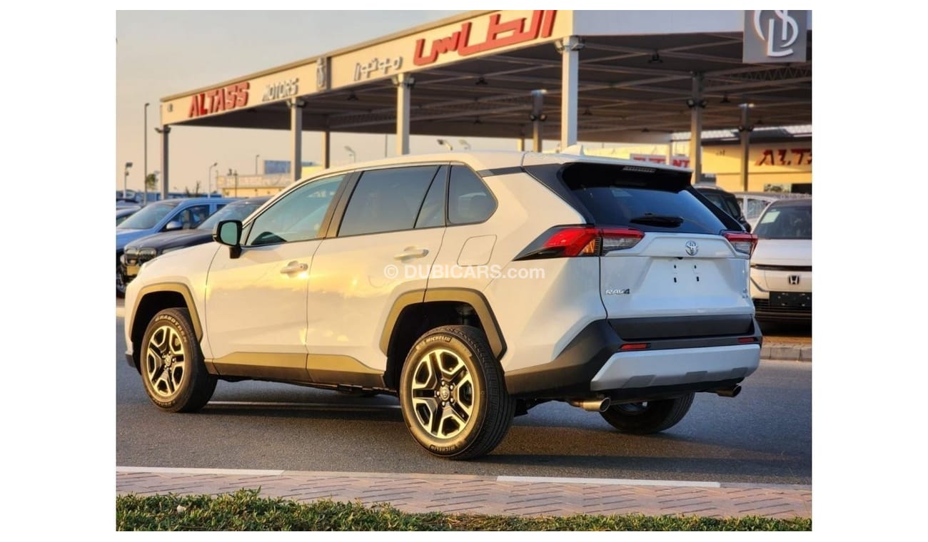 تويوتا راف ٤ TOYOTA RAV4 LE 4X4 2023