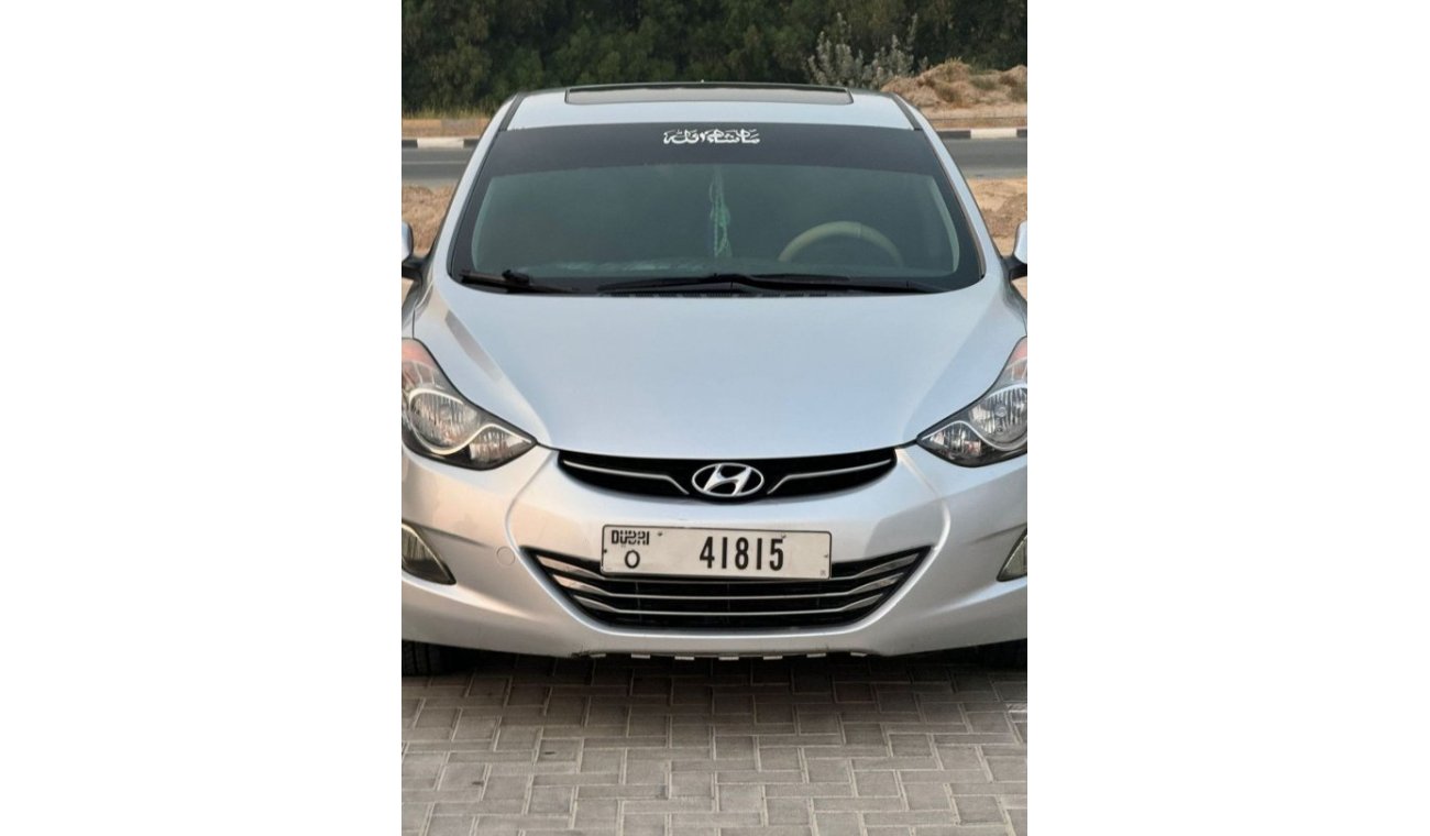 Hyundai Elantra GLS High In excellent condition inside and out