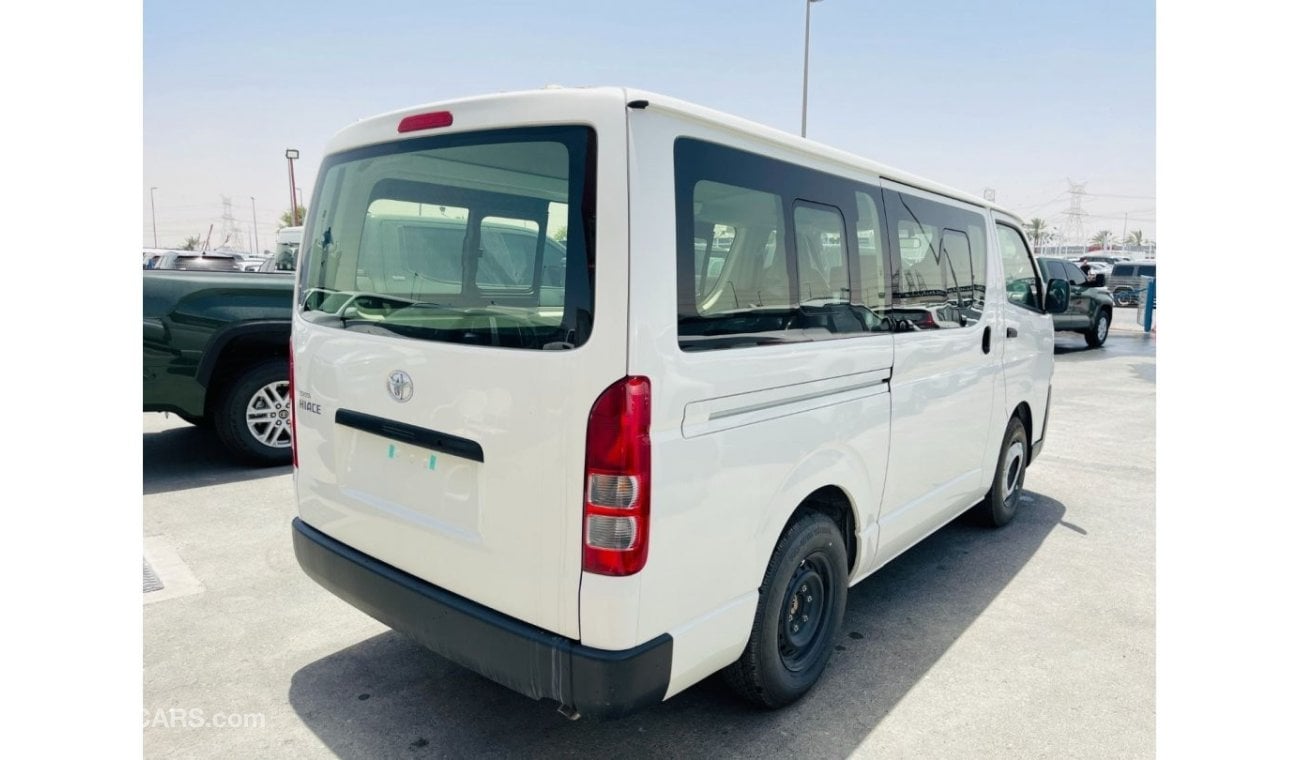 تويوتا هاياس Toyota Hiace 2.5l glass van, M/T, 2023 MY