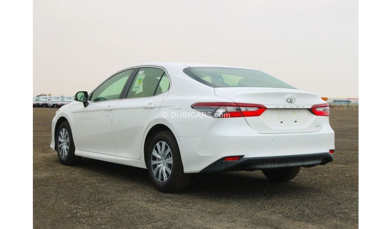 تويوتا كامري Toyota Camry LE 2.5L Sedan FWD 8 Speed A/T Petrol