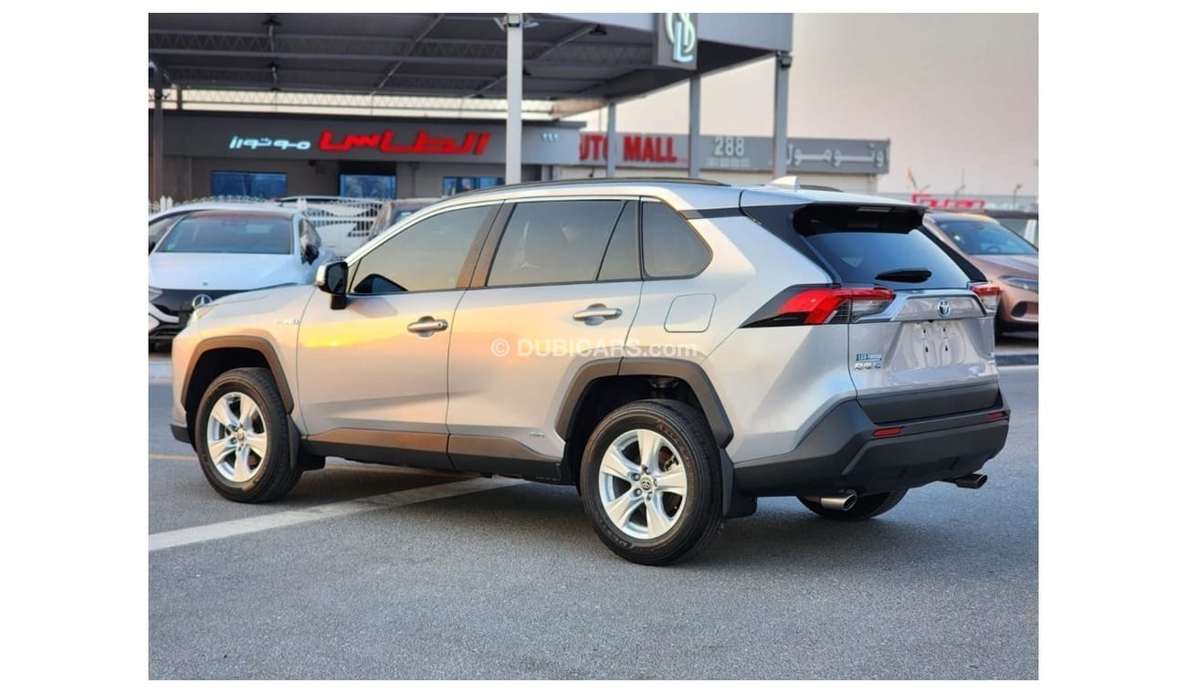 Toyota RAV4 TOYOTA RAV 4 XLE 2021 HYBRID