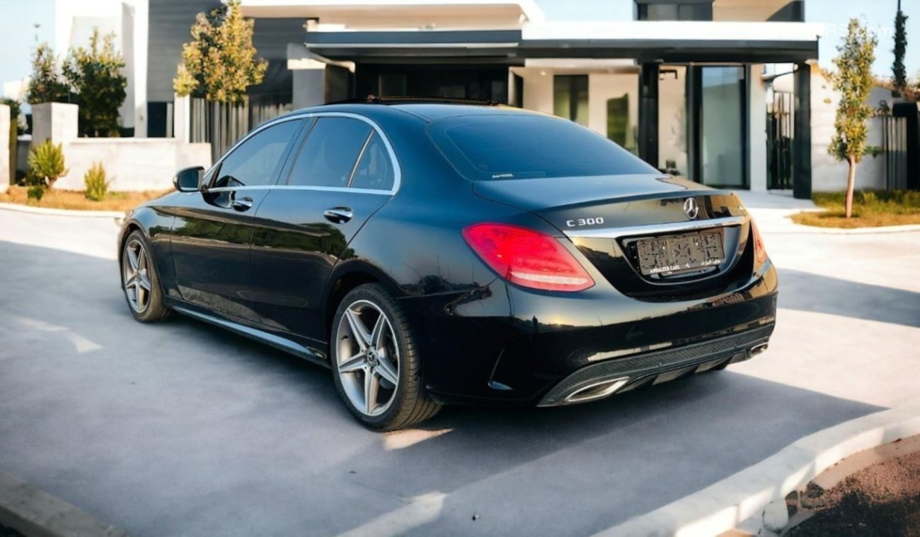 Mercedes-Benz C 300 Luxury AED 945 PM AVAILABE | Mercedes C300 AMG 2018 | NO ACCIDENT HISTORY