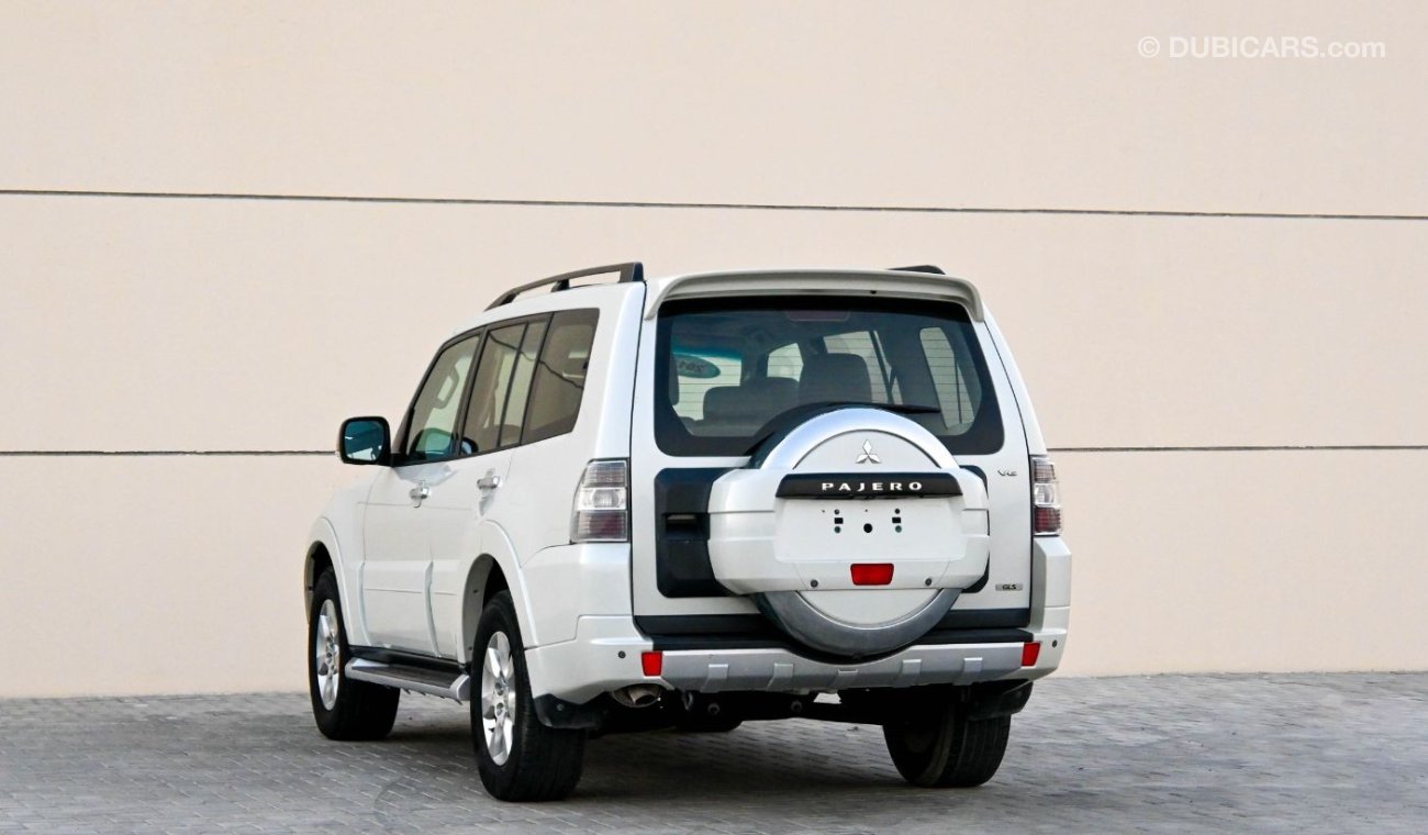 Mitsubishi Pajero GLS Top Mitsubishi Pajero 2013 GCC in excellent condition, inside and out