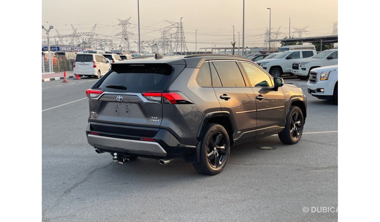 تويوتا راف ٤ 2020 TOYOTA RAV4 XSE HYBRID 4x4 FULL OPTIONS IMPORTED FROM USA