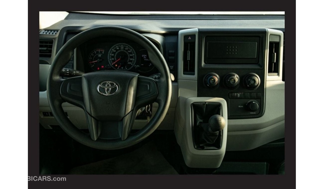 تويوتا هاياس 2023 TOYOTA HIACE 2.8L 14str Diesel Manual Zero KM