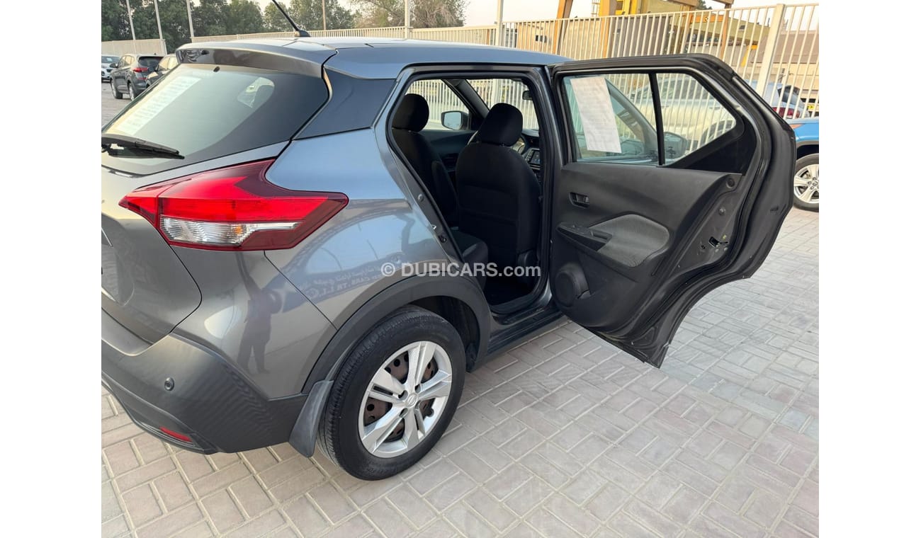 Nissan Kicks S 1.6L