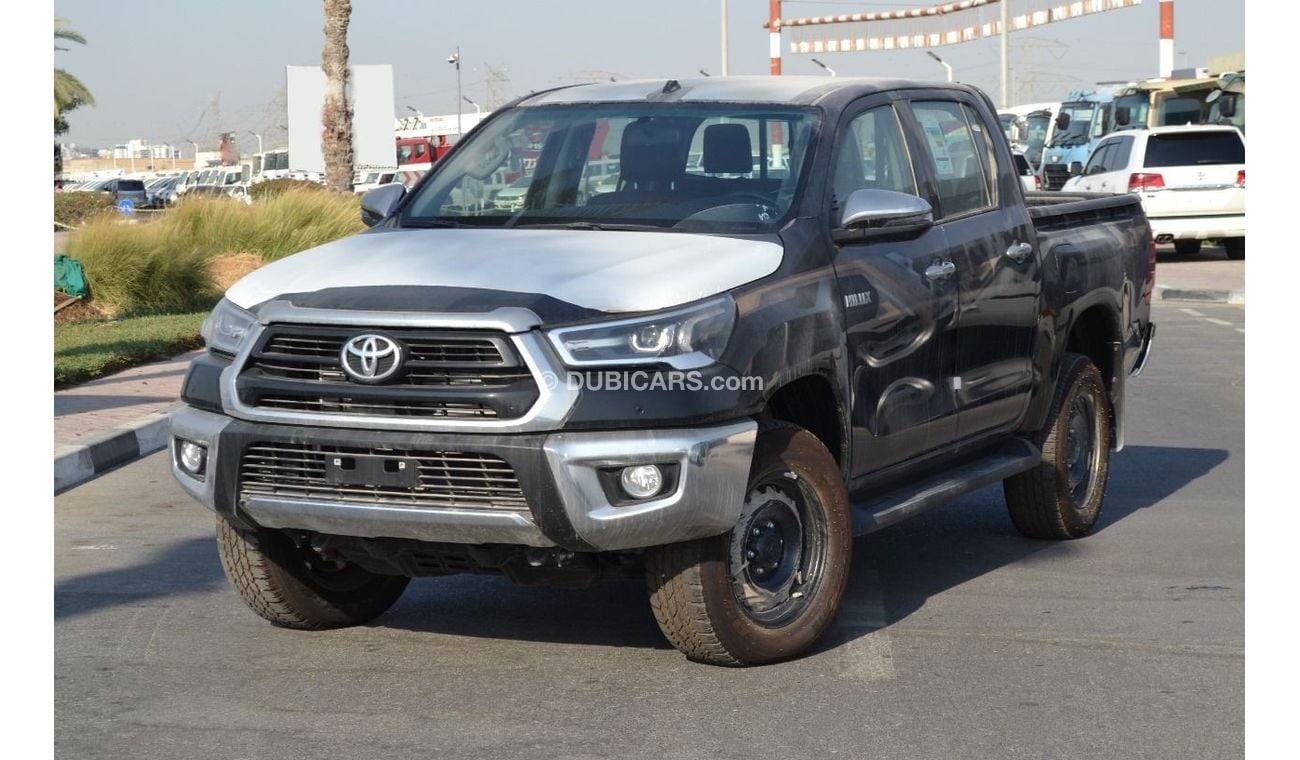 Toyota Hilux 4WD Double Cab 2.8L MT Diesel SR5