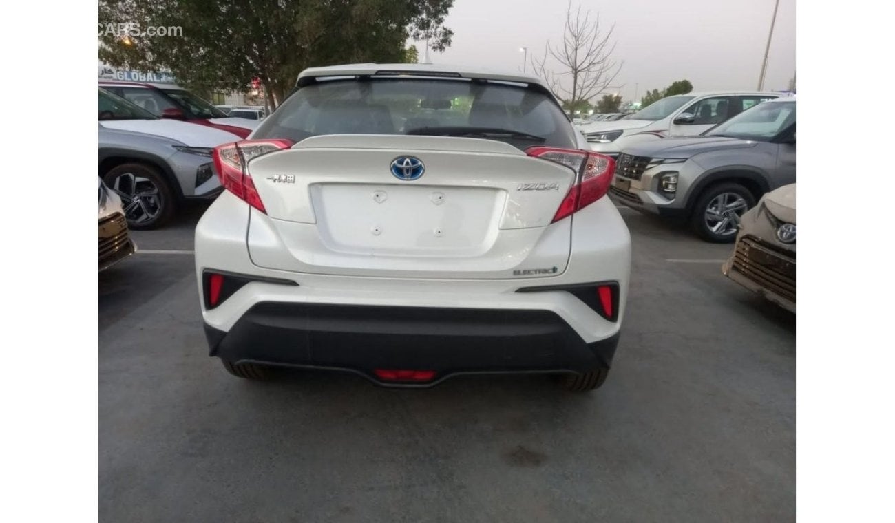 تويوتا Izoa TOYOTA IZOA BASIC (ELECTRIC) 2021