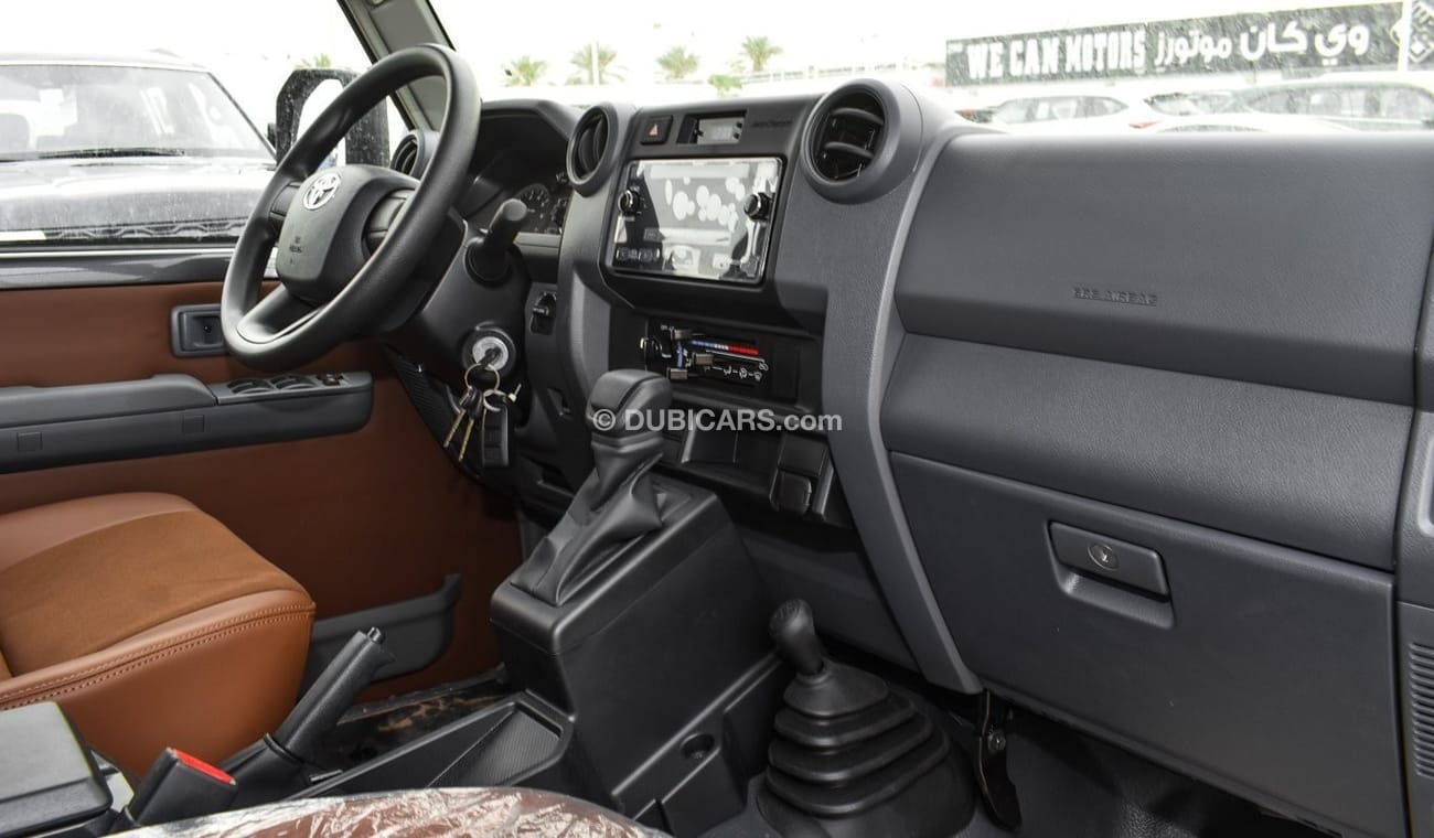 Toyota Land Cruiser Pick Up 4.0L V6 Petrol Double Cabin A/T