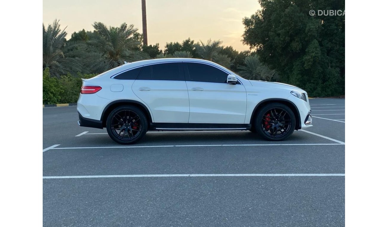 Mercedes-Benz GLE 63 AMG S Coupe Mercedes-Benz GLE 63 S AMG Model 2018 Japan specs Original paint no accident, full check aga