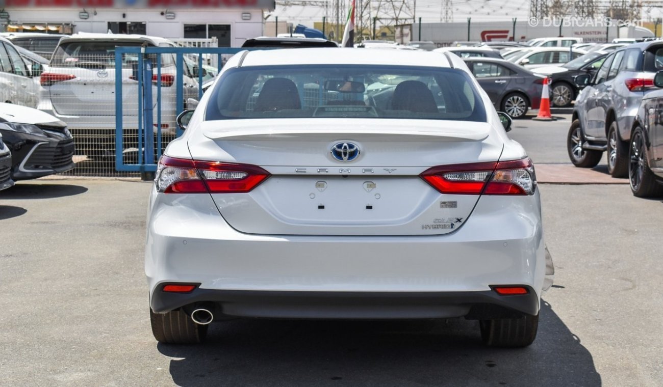 Toyota Camry GLE 2.5L Hybrid