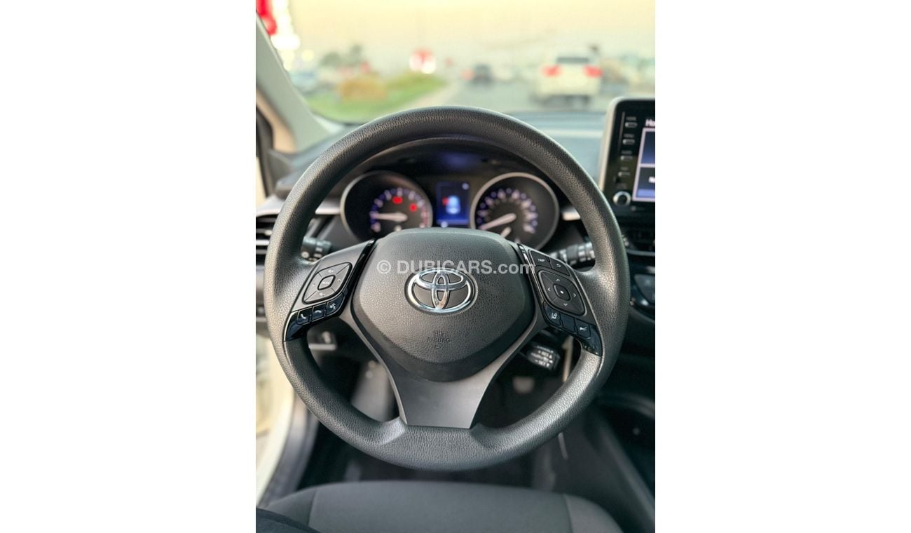 Toyota CHR TOYOTA C-HR XLE