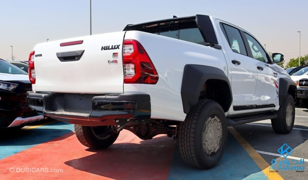 Toyota Hilux 2024 TOYOTA HILUX 2.8L D-4D GR Sport 4WD  Full Option, Black Top GCC Saudi  Interior: 4 Door 5 Seate