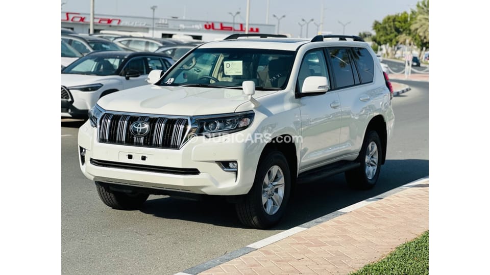 New Toyota Prado 2022 for sale in Dubai - 605165