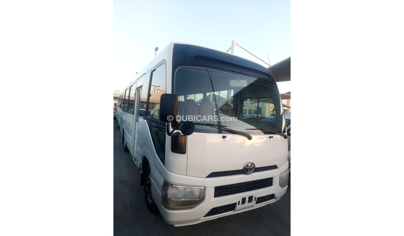 Toyota Coaster 4.2L DIESEL 23 SEATER MANUAL TRANSMISSION