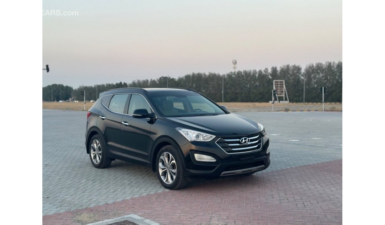 Hyundai Santa Fe GLS MODEL 2015 GCC CAR PERFECT CONDITION INSIDE AND OUTSIDE FULL OPTION PANORAMIC ROOF LEATHER SEATS